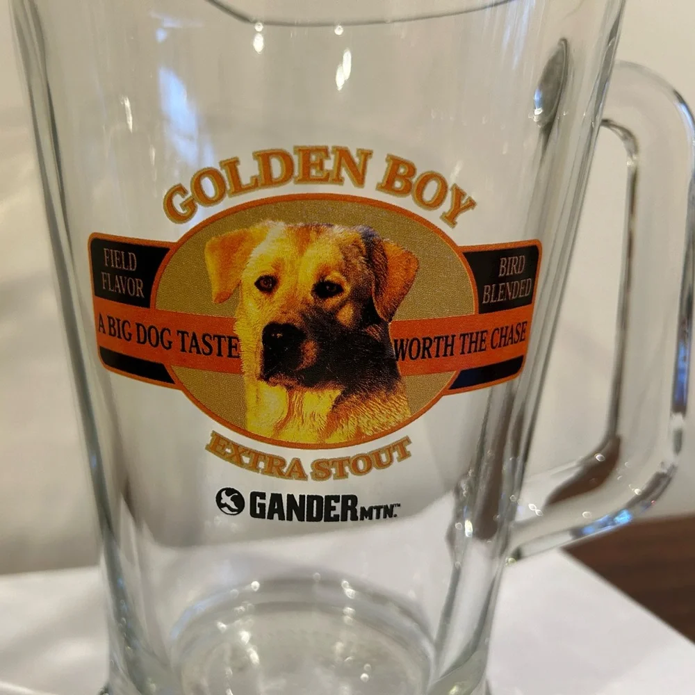 Labrador Bird Dog Golden Boy Glass Beer Pitcher - Clear